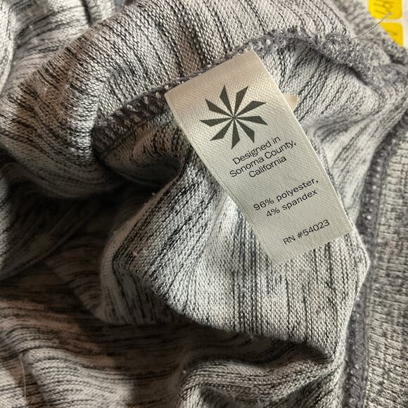Athleta M Hooded Vest Sleeveless Gray Modal Very Nice Excellent Condition - Picture 7 of 7